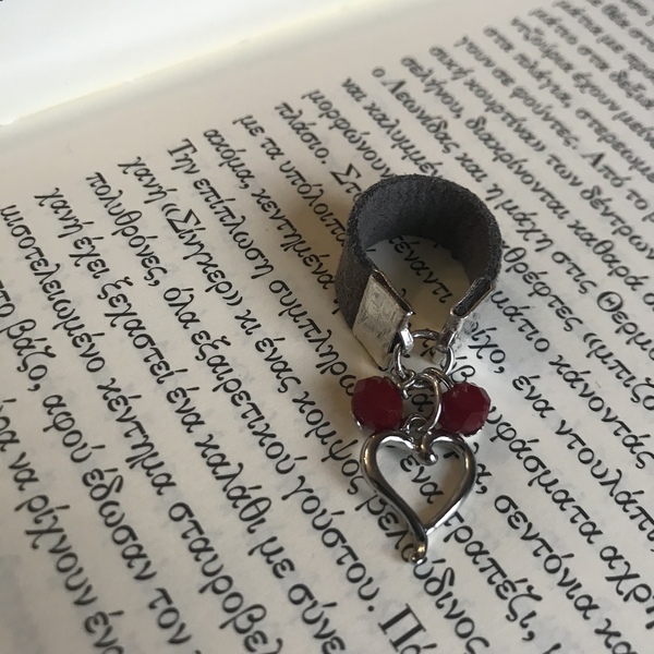 Leather heart charm ring - chevalier, γούρια, φθηνά - 3