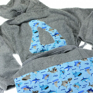 Γκρι παιδικό μπουρνούζι (6-14ετών) με μονόγραμμα, καρχαρίες - αγόρι, παιδικά ρούχα