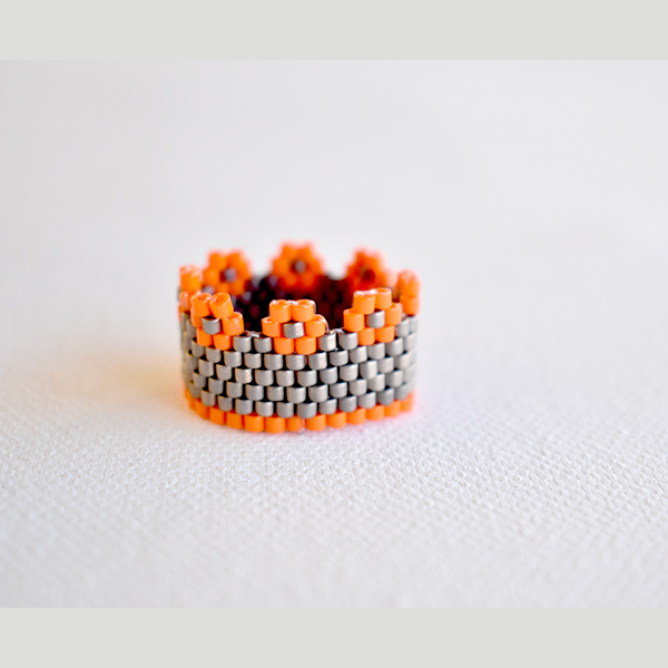 Δαχτυλίδι με χάντρες Miyuji delica σε γκρι και πορτοκαλί χρώμα - δώρο, χάντρες, miyuki delica, σταθερά, μεγάλα - 4