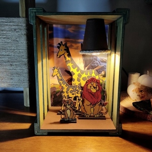 Ξύλινο χειροποίητο διακοσμητικό φωτιστικό με θέμα ο βασιλιάς των λιονταριών - κορίτσι, αγόρι, γενέθλια, δώρο για βάφτιση, παιδικά φωτιστικά - 4