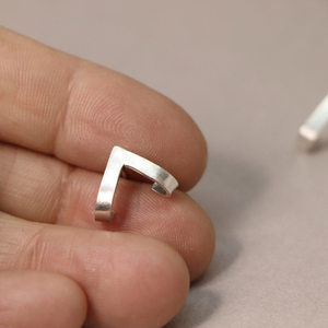 Ασημένια σκουλαρίκια Λ τρίγωνα 925 ear cuffs - ασήμι, γεωμετρικά σχέδια, μικρά - 3