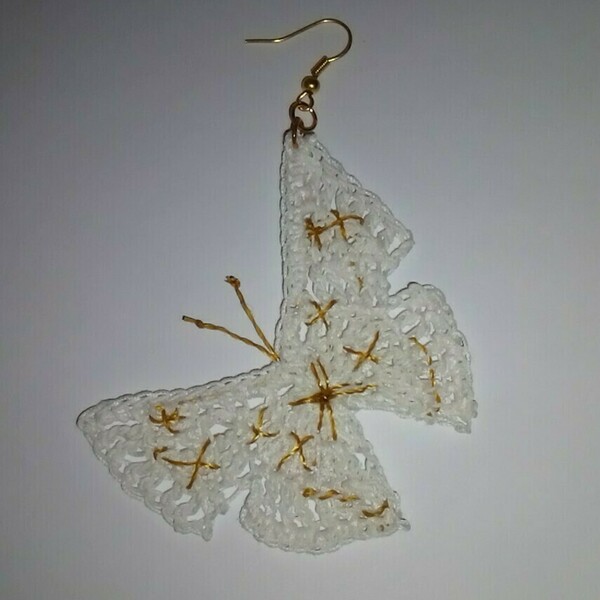 Μονό σκουλαρίκι πεταλούδα λευκή - πεταλούδα, κρεμαστά, μεγάλα, πλεκτά