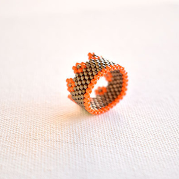 Δαχτυλίδι με χάντρες Miyuji delica σε γκρι και πορτοκαλί χρώμα - δώρο, χάντρες, miyuki delica, σταθερά, μεγάλα - 5