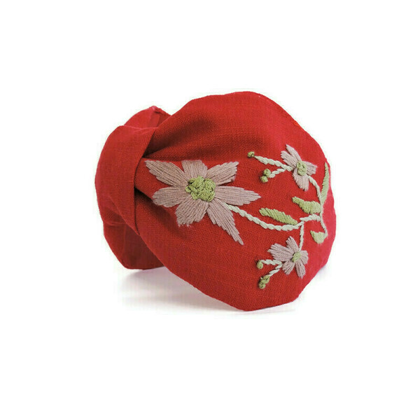 Χειροποίτη φλοράλ στέκα με κέντημα στο χέρι σε κοκκινο λινό ύφασμα σε vintage στυλ / Handmade floral embroidery headband in red linen cloth . - ύφασμα, για τα μαλλιά, στέκες - 3