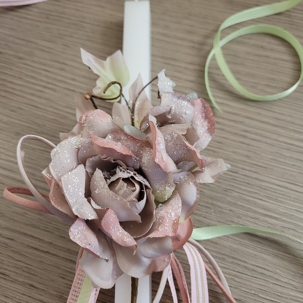 Λαμπάδα λευκή, τετράγωνη 28,5 cm με υφασμάτινα λουλούδια dusty pink - κορίτσι, λουλούδια, λαμπάδες - 2
