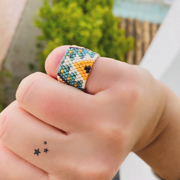 Boho Spring φαρδύ δαχτυλίδι κεντημένο με γνήσιες χάντρες Miyuki Delica - γεωμετρικά σχέδια, χάντρες, boho, σταθερά, μεγάλα - 2