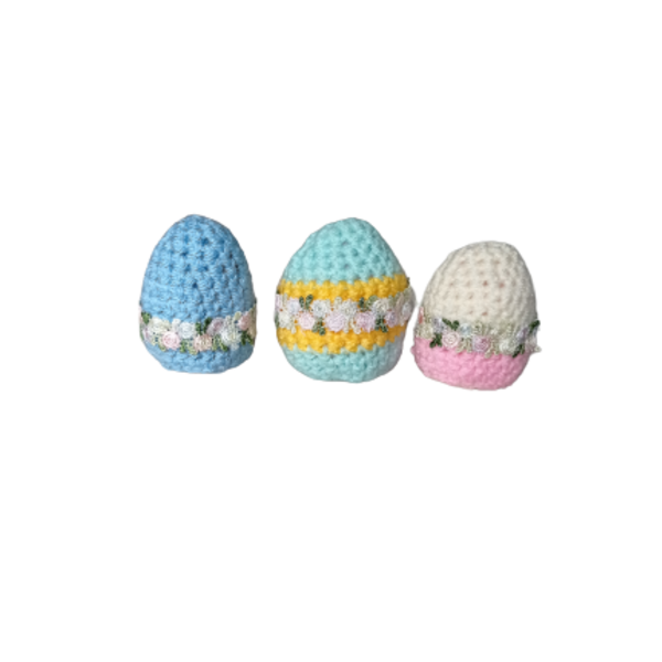 Σετ δώρου 3 πλεκτών τεμαχίων αυγά μπλε, μπεζ με λουλουδάκια. Υψους 6 εκ. - διακοσμητικά, πασχαλινά αυγά διακοσμητικά, για ενήλικες, πασχαλινά δώρα, σετ δώρου - 3