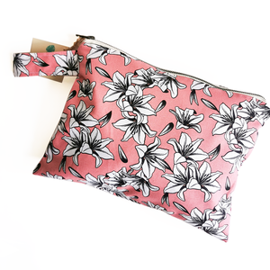 Τσάντα με Αδιάβροχη επένδυση Pink Flowers - ύφασμα, φάκελοι, all day, χειρός, μικρές