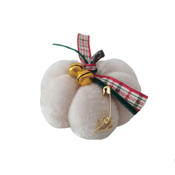 Μίνι βελούδινη κολοκύθα γούρι - ιβουάρ καρώ κορδέλα 7,5*7,5 εκατοστά - βελούδο, χριστουγεννιάτικα δώρα, κολοκύθα, γούρια