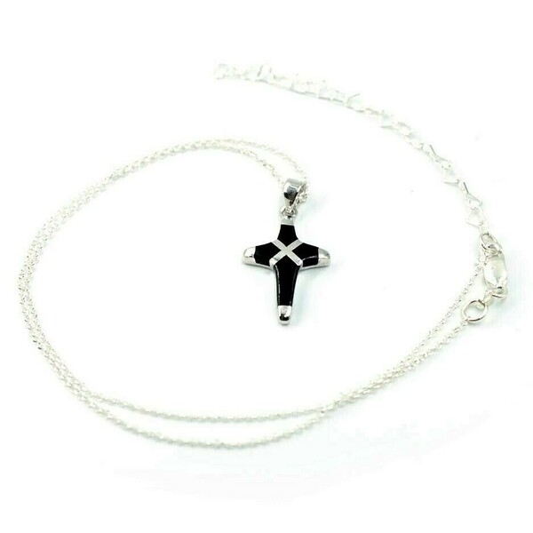 Κολιέ Σταυρός, Ασημένιος Μαύρο Σχέδιο, Γυναικείο, Αλυσίδα Ασημένια Βενετσιάνα Τετράγωνη, Μέγεθος 45cm Nikolas Jewelry - charms, ασήμι 925, σταυρός, κοντά