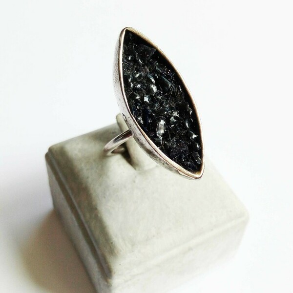 Εντυπωσιακό επάργυρο χειροποίητο δαχτυλίδι με πέτρες από μαύρο Όνυχα - ημιπολύτιμες πέτρες, επάργυρα, μεγάλα, αυξομειούμενα, φθηνά