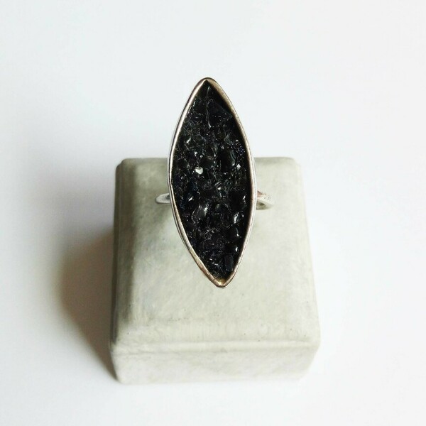 Εντυπωσιακό επάργυρο χειροποίητο δαχτυλίδι με πέτρες από μαύρο Όνυχα - ημιπολύτιμες πέτρες, επάργυρα, μεγάλα, αυξομειούμενα, φθηνά - 3