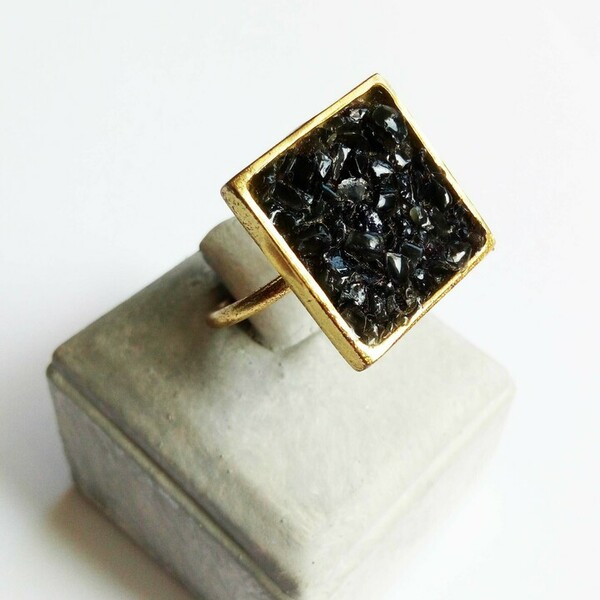 Μπρούντζινο τετράγωνο δαχτυλίδι με πέτρες από μαύρο Όνυχα - ημιπολύτιμες πέτρες, μπρούντζος, μεγάλα, αυξομειούμενα, φθηνά
