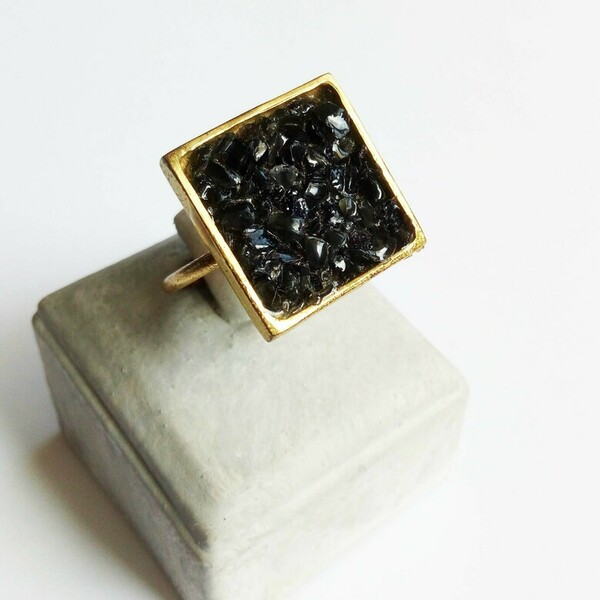 Μπρούντζινο τετράγωνο δαχτυλίδι με πέτρες από μαύρο Όνυχα - ημιπολύτιμες πέτρες, μπρούντζος, μεγάλα, αυξομειούμενα, φθηνά - 5
