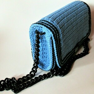 Blue azure with black stripes flap bag - νήμα, ώμου, χειροποίητα, all day, πλεκτές τσάντες - 2