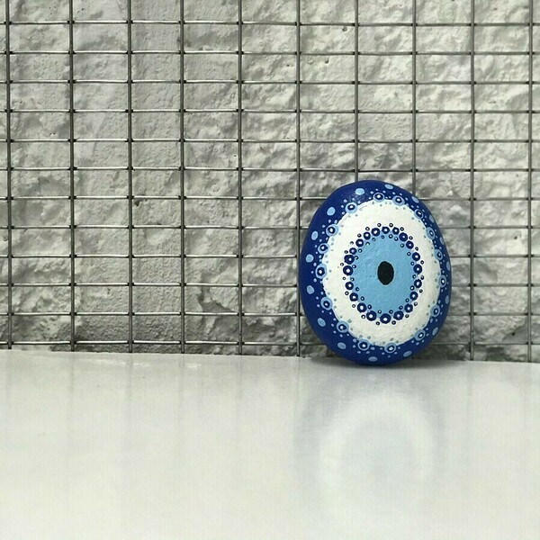 Βότσαλο ζωγραφισμένο ΜΑΤΙ (evil eye) - πέτρα, evil eye, διακοσμητικές πέτρες - 4