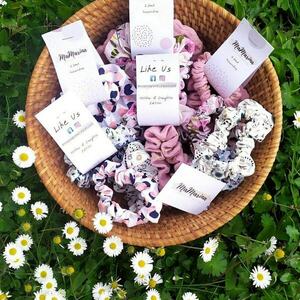 Scrunchies σετ των δύο - για τα μαλλιά, λαστιχάκια μαλλιών, αξεσουάρ μαλλιών - 4