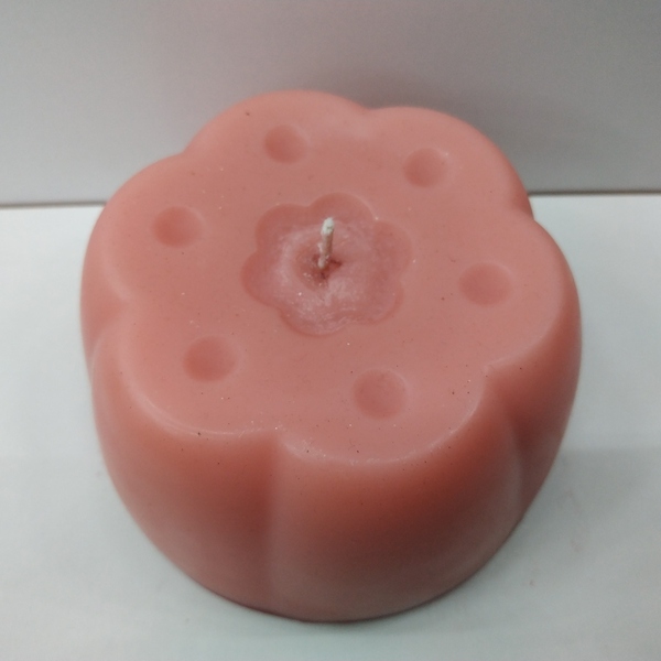 Κερί χειροποίητο σε σχήμα τούρτας ρόζ -κόκκινη βάση 6χ11cm - αρωματικά κεριά - 2