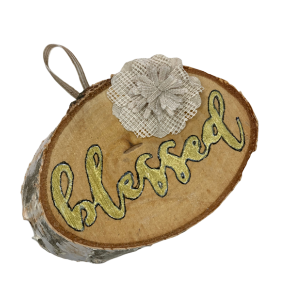 Διακοσμητικο καδρακι blessed σε φετα ξυλου με υφασματινο λουλουδι διαστ. 15x10 εκατ. - πίνακες & κάδρα - 2