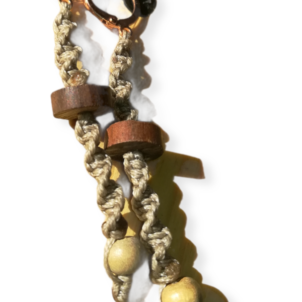 Σκουλαρίκια μακραμέ με ξυλινες χάντρες - ξύλο, ορείχαλκος, μακραμέ, boho, κρεμαστά