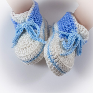 Πλεκτά λευκά-γαλάζια παπουτσάκια για αγόρια/ σπορτέξ / 0-12/ Crochet white-blue booties for a baby boy/ sneakers - αγόρι, 0-3 μηνών, βρεφικά ρούχα - 4