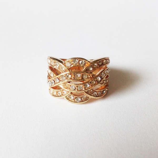 Εντυπωσιακό Γυναικείο δαχτυλίδι με στράς σε χρυσό χρώμα - στρας, σταθερά, για γάμο, επιροδιωμένα, φθηνά