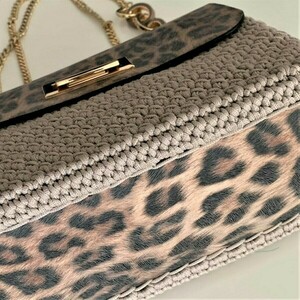 Leopard chic/ Μεγάλη πλεκτή τσάντα σε μπεζ με λεοπάρ - animal print, ώμου, μεγάλες, all day, πλεκτές τσάντες - 4