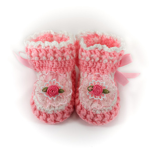 Πλεκτά λευκό-ροζ παπουτσάκια για κορίτσια/ Πλεκτά παπούτσια με λουλούδια για μωρά/ 0-12/ Crochet white-pink booties for girls - κορίτσι, 6-9 μηνών, βρεφικά ρούχα