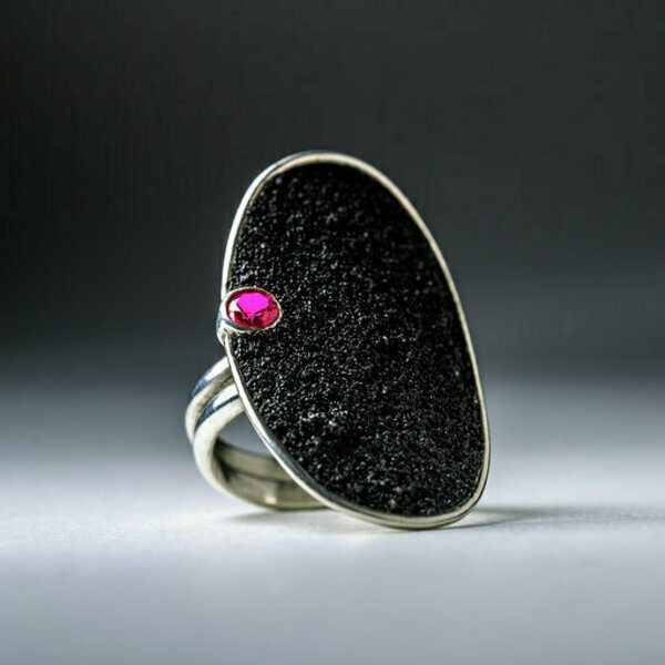 Δαχτυλίδι μαύρης άμμου ασημένιο δαχτυλίδι 925, Χειροποίητο με κόκκινο CZ, , Δαχτυλίδι οργανικής υφής, γυναικείο δαχτυλίδι, Δαχτυλίδι δώρου, μοναδικό , κομψό. - ημιπολύτιμες πέτρες, ασήμι 925, boho, μεγάλα, αυξομειούμενα - 2