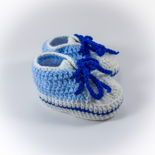 Πλεκτά παπούτσια για μωρά/ γαλάζιο με έντονο μπλε κορδόνια/ σπορτέξ/ 0-12/ Crochet cream booties for a babies/ sneakers - αγόρι, δώρα για μωρά, βρεφικά ρούχα - 3