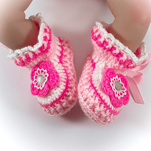 Πλεκτό σετ ροζ-λευκό-φουξία για κορίτσια / σκουφάκι, παπουτσάκια / 0-12/ Crochet white-pink set for girls / hat, shoes - κορίτσι, σετ, βρεφικά ρούχα - 5
