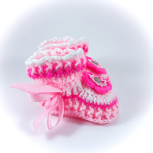 Πλεκτά ροζ-λευκό-φούξια παπουτσάκια για κορίτσια/ παπούτσια για μωρά με λουλούδια/ 0-12/ Crochet white-pink booties for girls - κορίτσι, δώρο για νεογέννητο, βρεφικά ρούχα - 3
