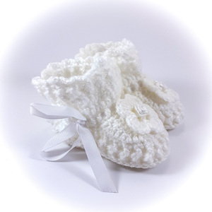 Πλεκτά λευκό παπουτσάκια για κορίτσια/ παπούτσια για μωρά με λουλούδια/ 0-12/ Crochet white booties for girls - κορίτσι, δώρο για νεογέννητο, βρεφικά ρούχα - 3