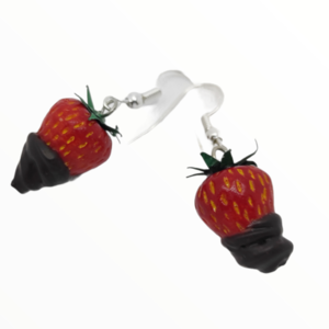 Σκουλαρίκια φράουλες με σοκολάτα ,χειροποίητα κοσμήματα απομίμησης φαγητού από πολυμερικό πηλοό Mimitopia - πηλός, χειροποίητα, φρούτα, φαγητό - 4