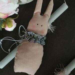 Πασχαλινή Λαμπάδα Old Pink Easter Bunny black white collar - λαμπάδες, για παιδιά, για ενήλικες, για εφήβους, ζωάκια - 2