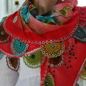 Χειροποίητο γυναικείο μαντήλι-φουλάρι Spring 89cm Χρώμα ανοιχτό κόκκινο - εσάρπες, φουλάρια - 4