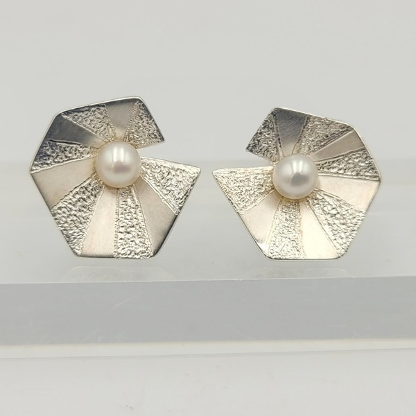 Floral σκουλαρίκια από ασήμι 925 επιπλατινωμένα με μαργαριτάρι - ασήμι, φλοράλ, καρφωτά, επιπλατινωμένα - 3