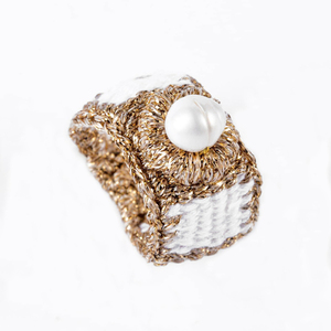 ATHINA MAILI - Υφαντό δαχτυλίδι με μαργαριτάρι γλυκού νερού - κεντητά, μαργαριτάρι, χειροποίητα, υφαντά, boho - 5