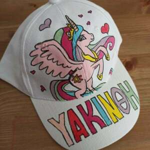 παιδικό καπέλο jockey με όνομα και θέμα μονόκερος με φτερά ( flying unicorn ) - δώρο, όνομα - μονόγραμμα, μονόκερος, καπέλα, προσωποποιημένα - 2