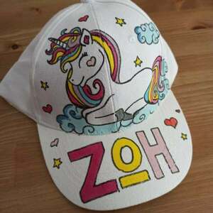 παιδικό καπέλο jockey με όνομα και θέμα μονόκερος σε συννεφάκι ( sitting unicorn ) - όνομα - μονόγραμμα, δώρα για παιδιά, μονόκερος, καπέλα, προσωποποιημένα - 3