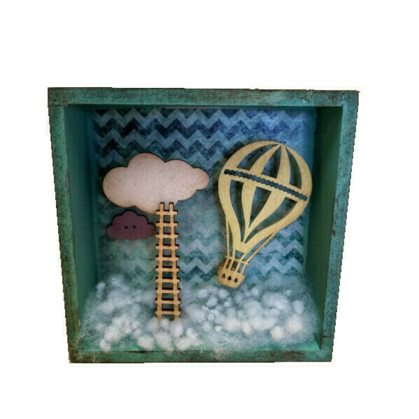 Σύνθεση σε ξύλινο κάδρο με φιγούρα αερόστατο - ''Μαζί μου έλα, πάνω απ' τα σύννεφα!' - πίνακες & κάδρα, δώρο, αερόστατο, για παιδιά, παιδικά κάδρα
