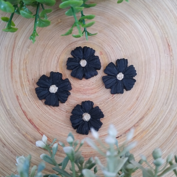 Χειροποίητα μαύρα λουλούδια από πολυμερικό πηλό - πηλός, λουλούδι, καρφωτά, μικρά, ατσάλι - 2
