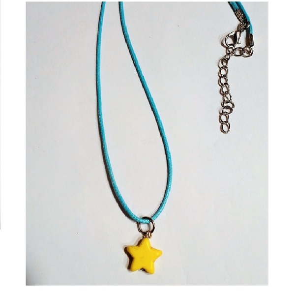 Γυναικείο μενταγιόν με κίτρινο αστέρι χαολίτη σε γαλάζιο snake cord. - κοντά, γιορτή της μητέρας - 4