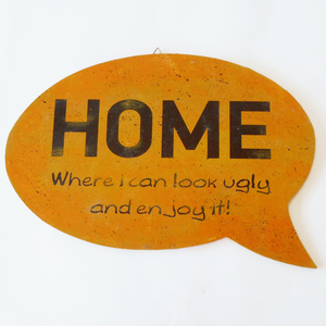 Ταμπέλα comic, speech bubble "HOME" από ξύλο mdf, με χιουμοριστικό κείμενο, για ενήλικες και έφηβους, 20x28cm. - χιουμοριστικό, διακοσμητικά, προσωποποιημένα