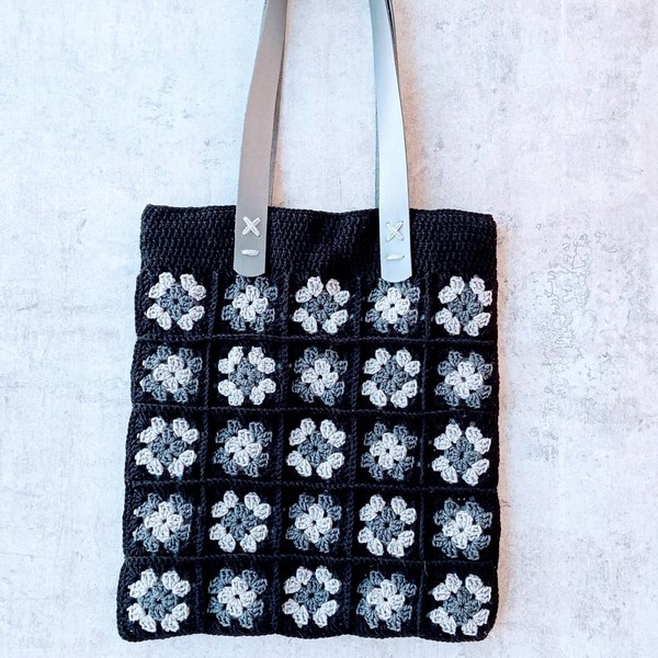 Τσάντα πλεκτή μαυρη λουλουδάκια γκρί δερμάτινα χερούλια-Αντίγραφο - ώμου, μεγάλες, all day, tote, πλεκτές τσάντες - 4