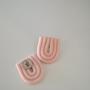 Σκουλαρίκια φτιαγμένα από πηλό σε χρώμα pale pink - πηλός - 2