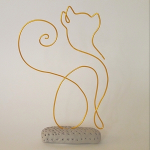 Γάτα Χειροποίητο επιτραπέζιο διακοσμητικό Αφαιρετικό σχέδιο, μοντέρνας διακόσμησης. 24,5 x 15 x 4,5 εκ. Αλουμίνιο και πηλός. - γάτα, μέταλλο, minimal, επιτραπέζια - 2