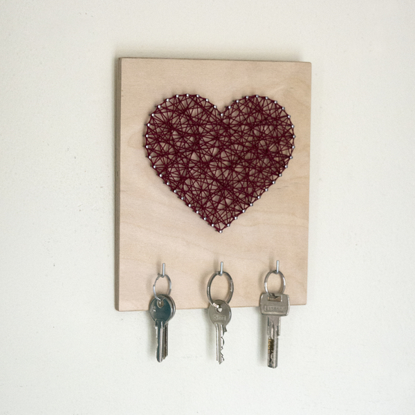 Ξύλινη κλειδοθήκη με σχέδιο καρδιά (μπορντώ) - καρδιά, δώρο, δώρα αγίου βαλεντίνου, κλειδοθήκες - 2
