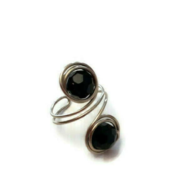 Δαχτυλίδι με μαύρες χάντρες - αλπακάς, αυξομειούμενα
