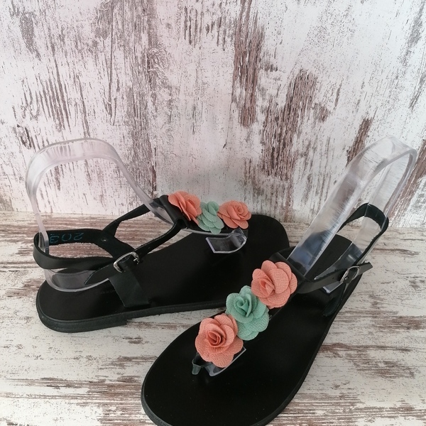 Roses sandals - δέρμα, λουλούδια, μαύρα, φλατ, ankle strap, διχαλωτά